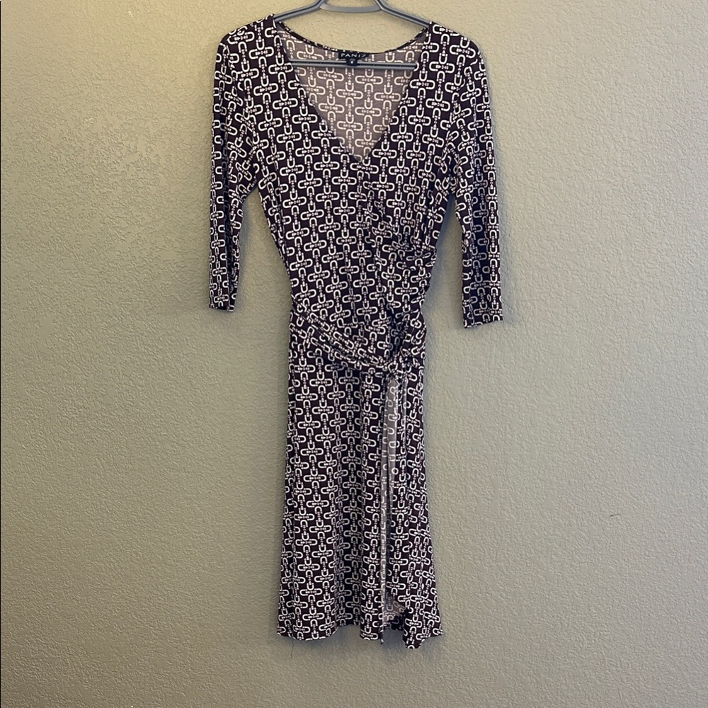 Paniz Brown and White Geometric Long Sleeve Dress